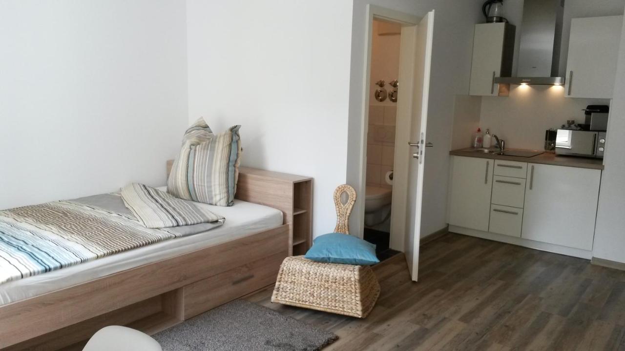 Business Apartments ไฮล์บรอนน์ ภายนอก รูปภาพ