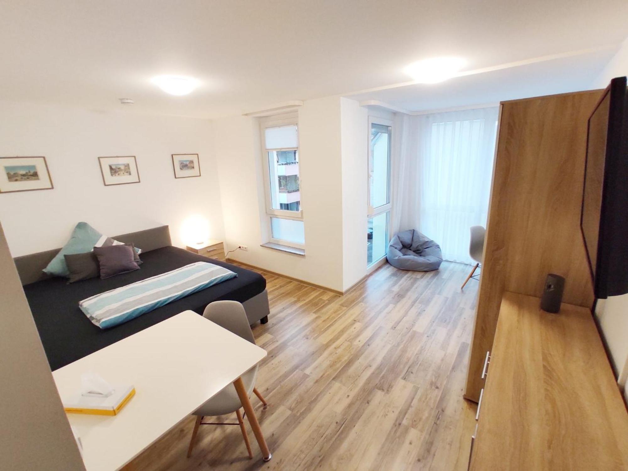 Business Apartments ไฮล์บรอนน์ ภายนอก รูปภาพ